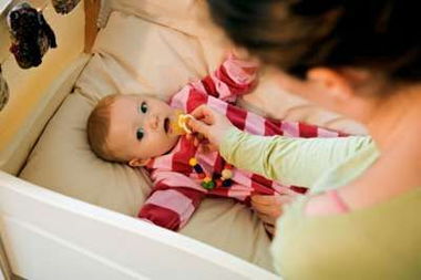 新生儿睡眠环境应注意什么