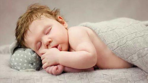 婴儿睡觉哭什么原因