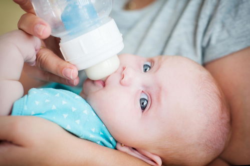 婴儿怎么预防过敏性鼻炎的发生