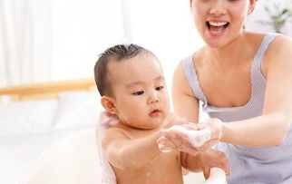 适合婴儿的天然沐浴产品推荐